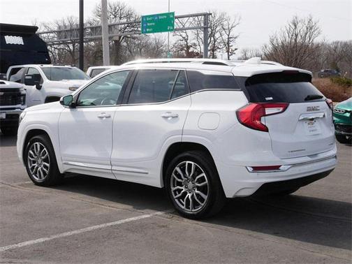 2023 GMC Terrain Denali