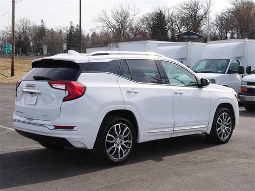 2023 GMC Terrain Denali