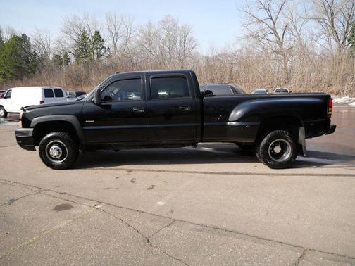 Black 2004 Chevrolet Silverado 3500 LT Crew Cab