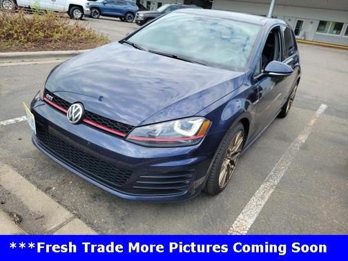 2015 Volkswagen Golf GTI 2.0T SE 4-Door