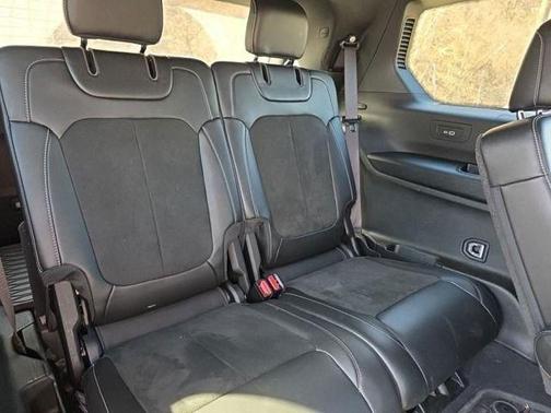 Baltic Gray Metallic Clearcoat 2022 Jeep Grand Cherokee L Altitude