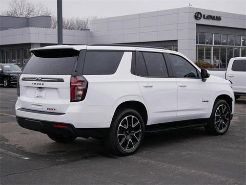 2023 Chevrolet Tahoe 4WD RST