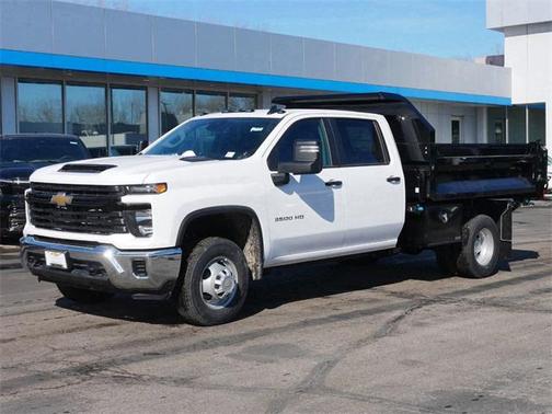 2025 Chevrolet Silverado 3500 WT