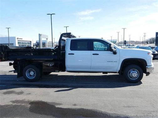 2025 Chevrolet Silverado 3500 WT