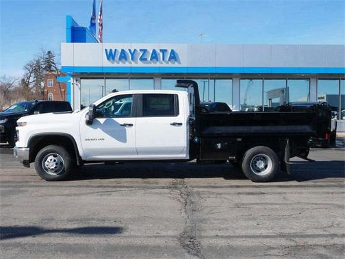 2025 Chevrolet Silverado 3500 WT