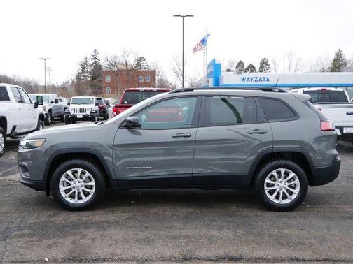 2022 Jeep Cherokee Latitude Lux