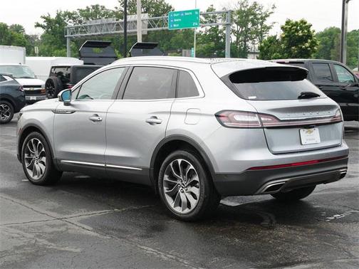 2022 Lincoln Nautilus Reserve