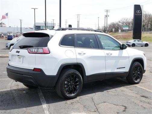 2023 Jeep Cherokee Altitude
