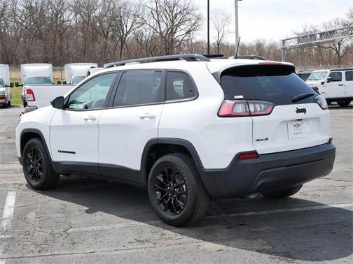 2023 Jeep Cherokee Altitude