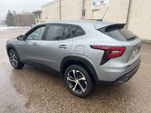 2024 Chevrolet Trax FWD 1RS
