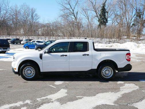 2022 Ford Maverick XL