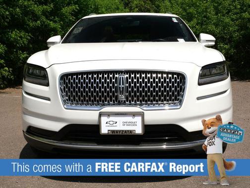 Pristine White Metallic Tri-Coat 2023 Lincoln Nautilus Reserve