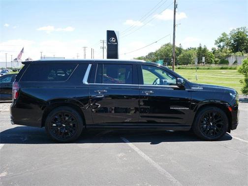 2021 Chevrolet Suburban 4WD High Country