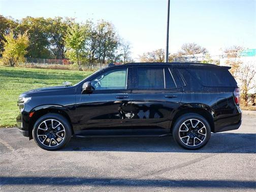 2023 Chevrolet Tahoe 4WD RST