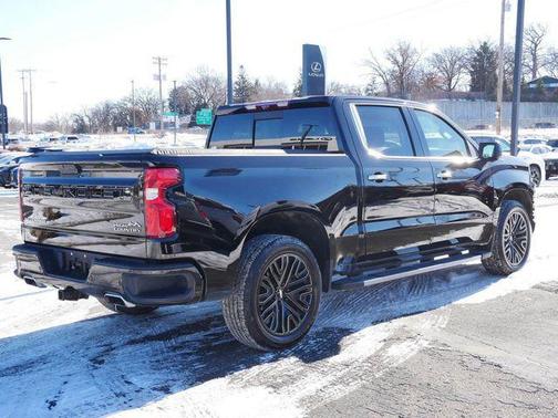 2022 Chevrolet Silverado 1500 High Country
