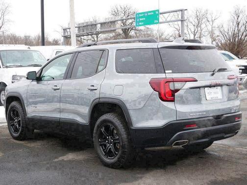 Sterling Metallic 2023 GMC Acadia AWD AT4