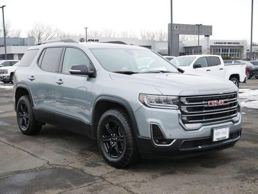 2023 GMC Acadia AWD AT4