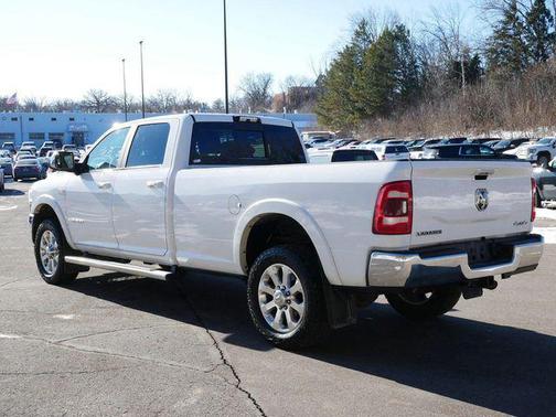 2019 RAM 2500 Laramie Crew Cab 4x4 8' Box