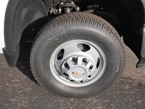 2025 Chevrolet Silverado 3500 WT