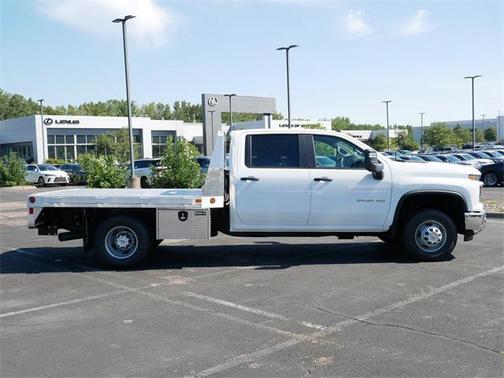 2025 Chevrolet Silverado 3500 WT