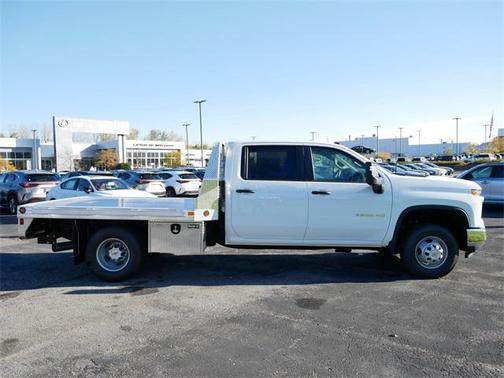 2025 Chevrolet Silverado 3500 WT