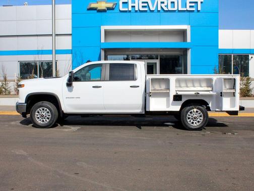 Summit White 2026 Chevrolet Silverado 2500 WT