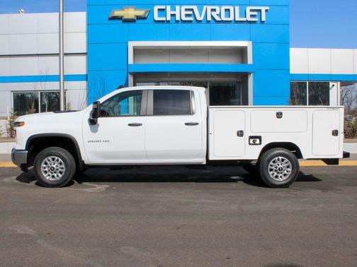 Summit White 2026 Chevrolet Silverado 2500 WT
