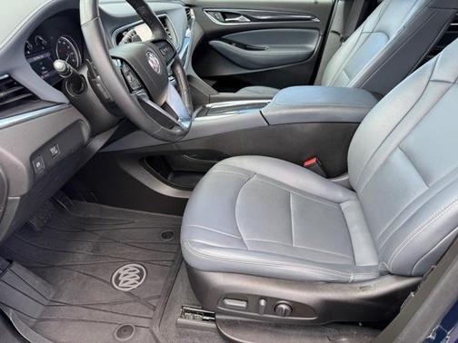 2023 Buick Enclave Essence AWD