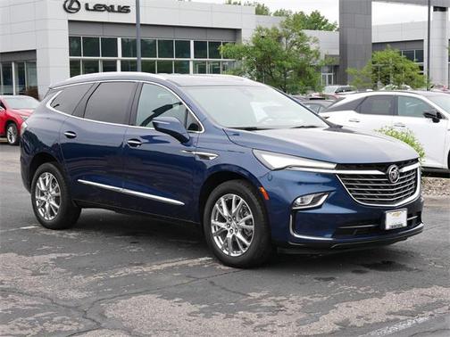 2023 Buick Enclave Essence AWD