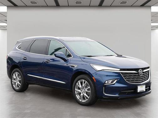 2023 Buick Enclave Essence AWD