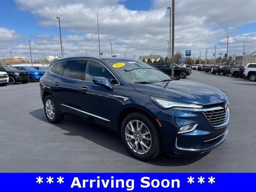 2023 Buick Enclave Essence AWD