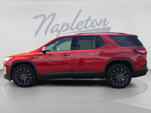 Radiant Red Tintcoat 2023 Chevrolet Traverse RS