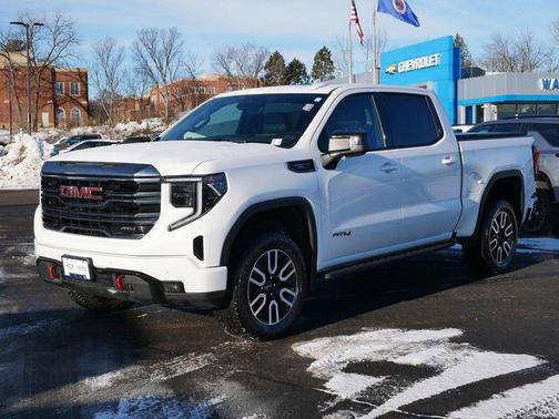 2022 GMC Sierra 1500 AT4