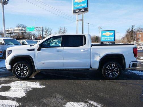 2022 GMC Sierra 1500 AT4