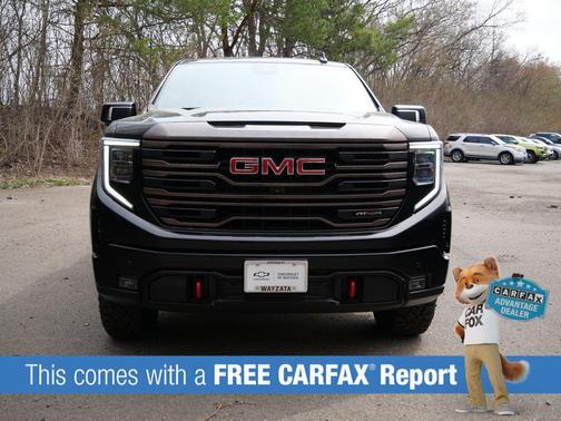 Onyx Black 2023 GMC Sierra 1500 AT4X