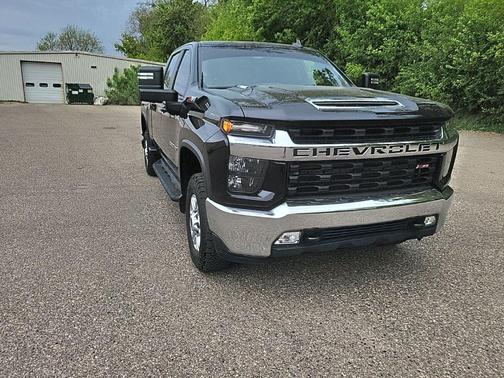 Mosaic Black Metallic 2022 Chevrolet Silverado 2500 LT