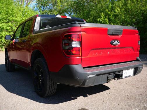 Ruby Red Metallic Tinted Clearcoat 2025 Ford Maverick XLT