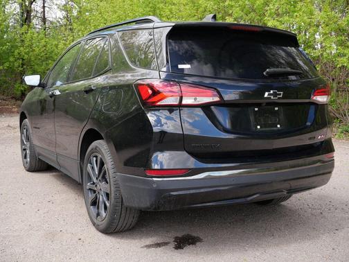 Mosaic Black Metallic 2023 Chevrolet Equinox AWD RS