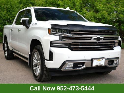 Iridescent Pearl Tricoat 2019 Chevrolet Silverado 1500 High Country