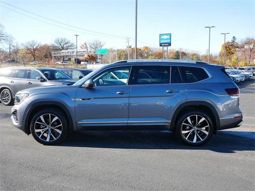 2024 Volkswagen Atlas 2.0T SEL Premium R-Line 4MOTION