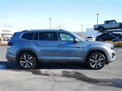 2024 Volkswagen Atlas 2.0T SEL Premium R-Line 4MOTION