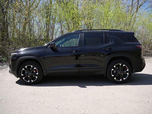 Mosaic Black Metallic 2025 Chevrolet Equinox AWD RS