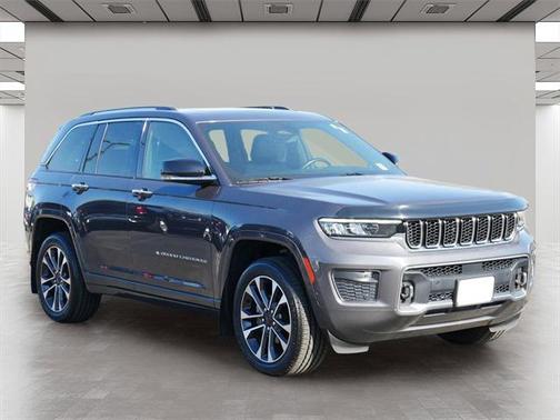 2022 Jeep Grand Cherokee Overland