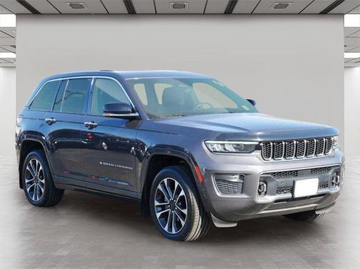 2022 Jeep Grand Cherokee Overland
