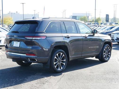2022 Jeep Grand Cherokee Overland