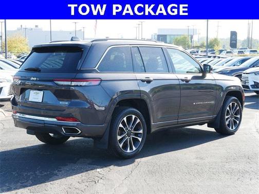 2022 Jeep Grand Cherokee Overland