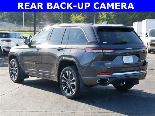 2022 Jeep Grand Cherokee Overland