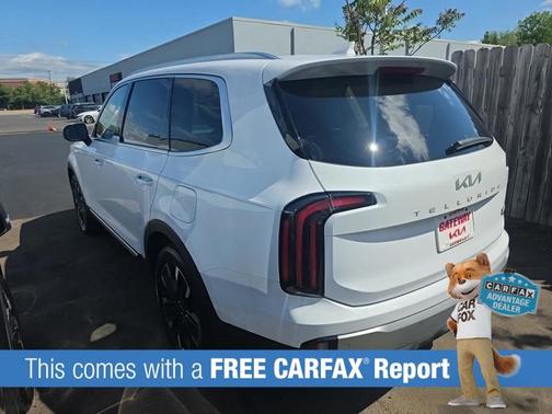 Glacial White Pearl 2023 Kia Telluride SX