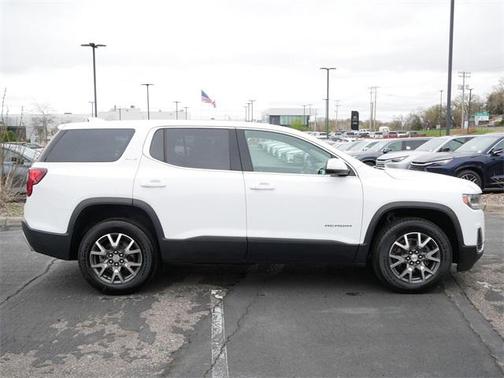 2022 GMC Acadia AWD SLE