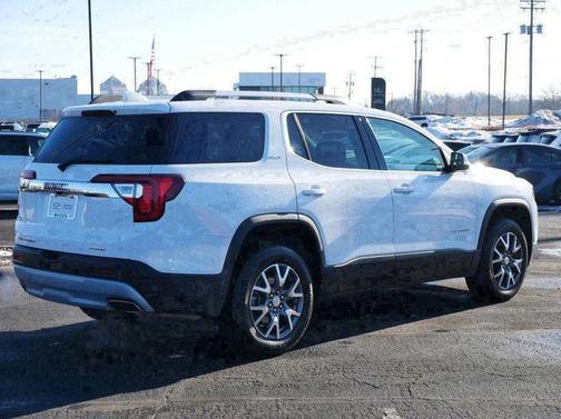 Summit White 2023 GMC Acadia AWD SLT